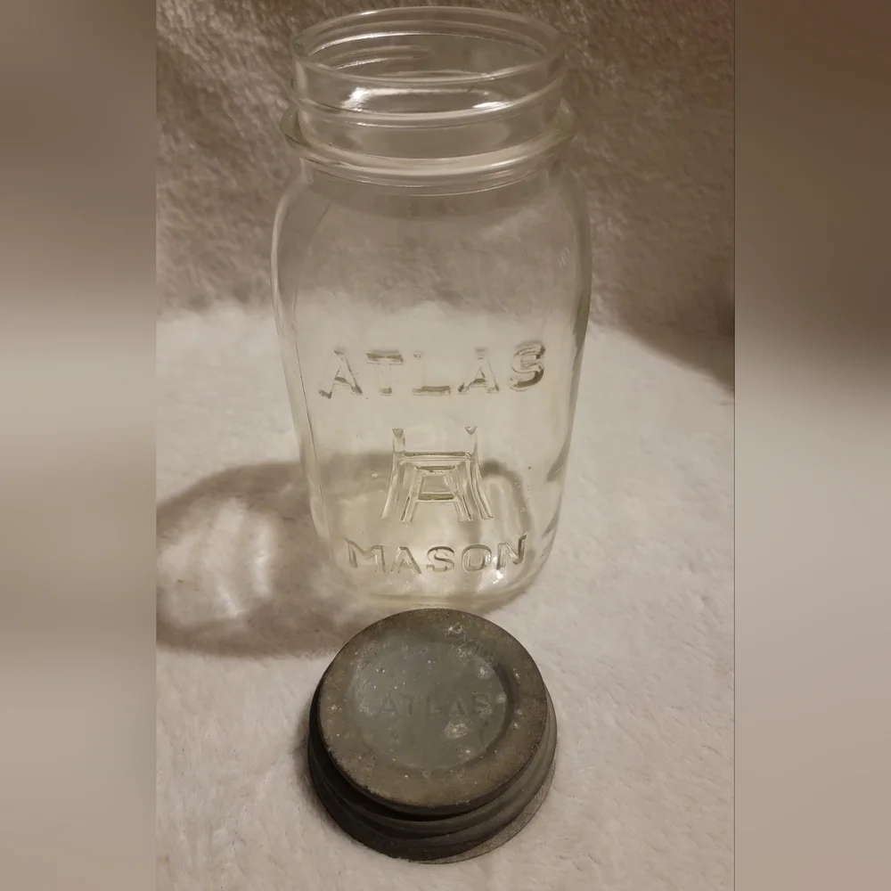 Vinatge Atlas Quart Mason Jar #12